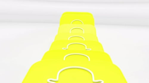 Dynamische gelbe Snapchat-3D-Symbole fallen