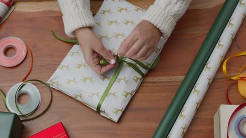 Preparing Christmas gift.