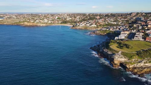 Marks Park Of Tamarama Beach And The Vast Townscape Of Eastern Suburbs At Sydney, NSW, Australia. ae