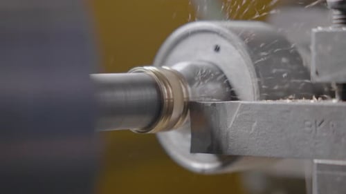 CNC-Maschine bei der Arbeit