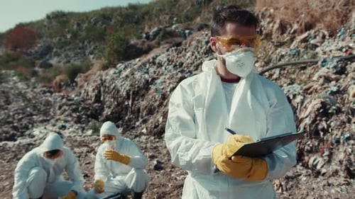 Researchers in Suits Analyze Landfill Contamination