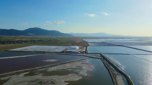 Produce Salt From Open Salt Evaporation Ponds in Turkey