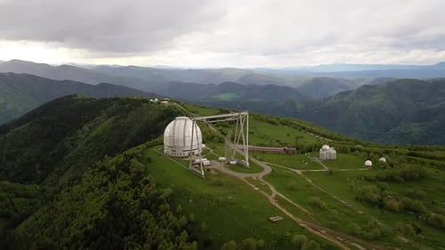 Special scientific astrophysical Observatory. Astronomical center for ground-based observations of