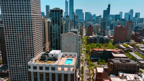 No centro da animada e moderna Chicago, Illinois, EUA.