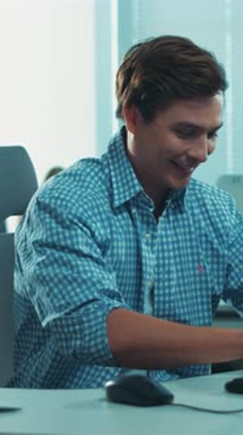 Discover a Modern Office Space Featuring an Ergonomic Chair That Enhances Comfort and Productivity
