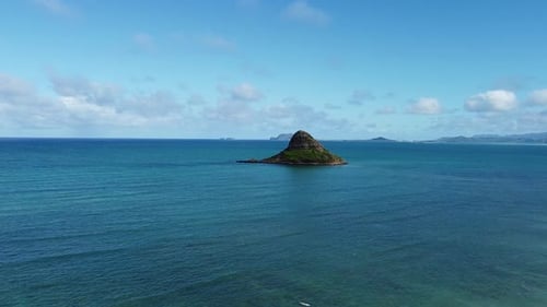 Vista aérea de Moku Nui, praia de Kailua, Honolulu, Havaí,