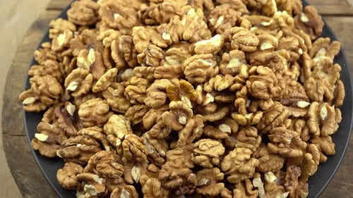 Nueces en un bol