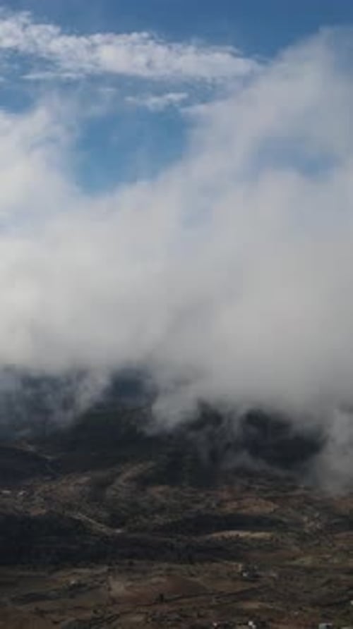 Vue aérienne de Clouds Town