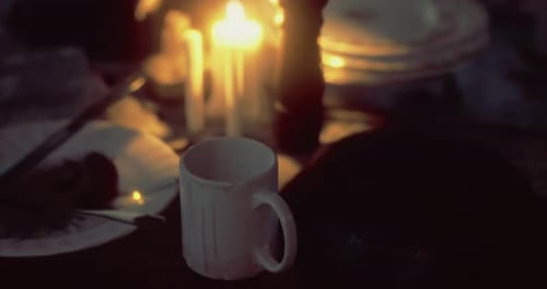 Fluid Melting Candle Wax Dripping Effect