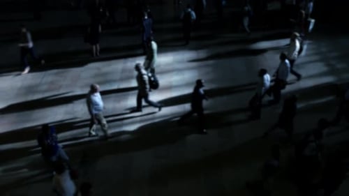 new york city street scene of people walking on crowded street