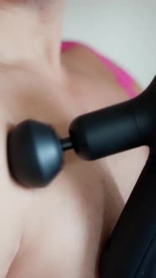 Discover an Effective and Relaxing Massage Technique to Achieve Muscle Relief and Relaxation