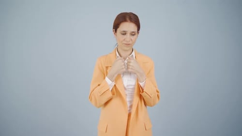 Mulher de negócios com ansiedade de negócios.