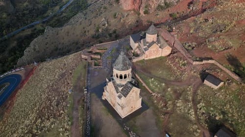 Complexe du monastère de Noravank (Fast Motion Reveal)