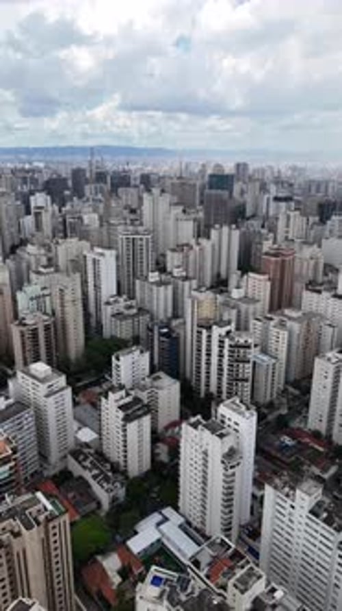 Centro de São Paulo, paisagem urbana de arranha-céus, Brasil.