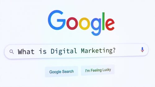 ¿Qué es escribir en marketing digital con pantalla digital?