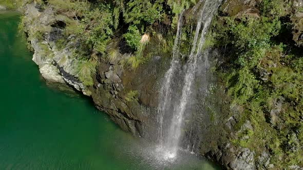 Beautiful waterfall on beautiful pristine blue clear Pelorus river, New ...