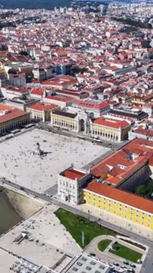 Place du Comercio à Lisbonne, dans le district de Lisbonne, au Portugal.