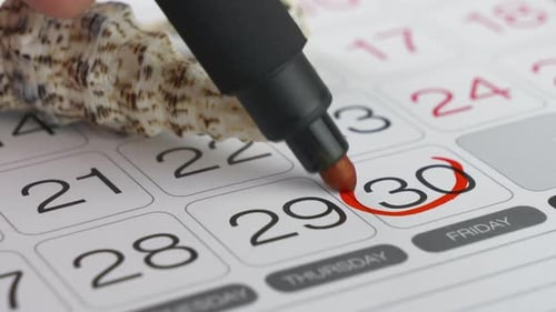 Marking Date on Calendar for Vacation Planning