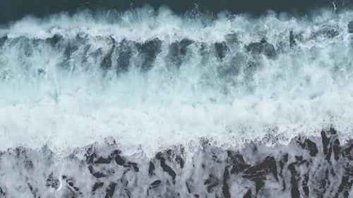 Wonderful Waves from Above 04