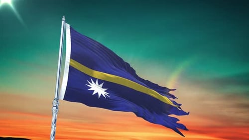 Flagge von Nauru weht realistisch mit Himmel