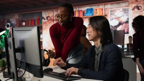 Employee Coming to AI Startup Office CTO Manager Desk to Request Help