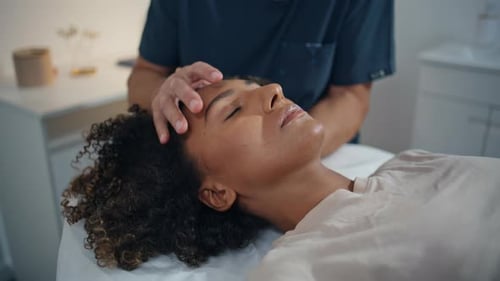 Relaxing Head Massage at Medical Spa