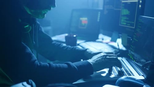 Cybersicherheitsabläufe bei schwachem Licht verstehen — für Sicherheit und Innovation