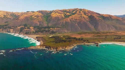 Scenic natural ocean coastline of California. Beautiful american seashore landscapes.