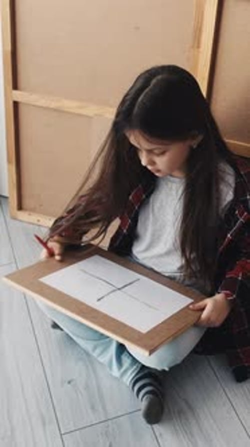 Tiempo de pintura vertical inspirado en la creatividad de los niños