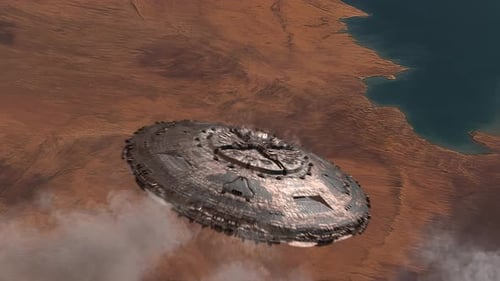 Un vaisseau spatial extraterrestre arrive à une vitesse de distorsion au-dessus du désert près de l'eau