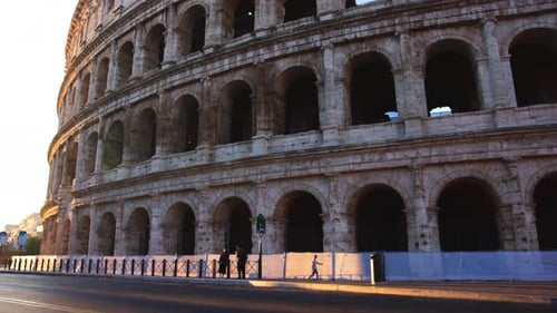 Uhd The Colosseum Arches Frame The Blue Sky.