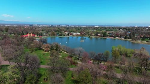 Ferril Lake Denver Zoo, parc municipal, parcours de golf, printemps, centre-ville, paysage urbain, Drone aérien, Colorado, vert