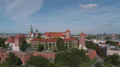 Circling drone shot of Wawel Castle in Krakow in Poland