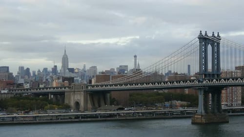 New York - October 14, 2014: Manhattan Bridge And New York City Skyline In Cloudy Weather, On Oct...