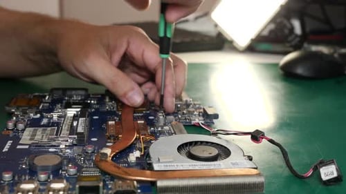 T93. Remove the cooling system. Repair and maintenance of computers.