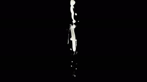 30 Milk Splash 4K