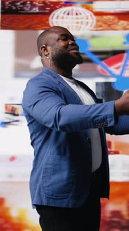 Vertical Video African American Host at Digital Event Engages the Audience with Insights