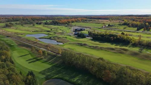 TPC Toronto's Links-Style Course in Spectacular Autumn Colours