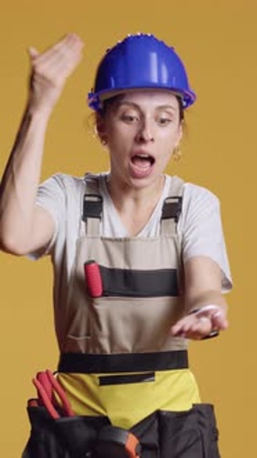 Vertical Video Angry Frustrated Woman Having Argument in Studio