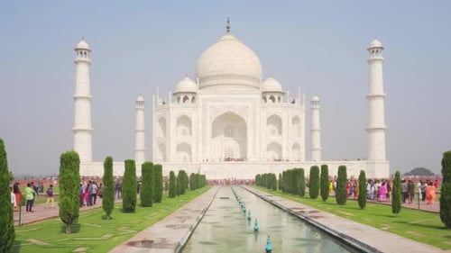 Wonderful view of the Taj Mahal in Agra, India