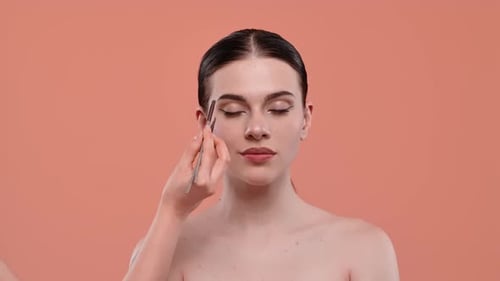 Professional Makeup Application Tutorial for Perfect Eye Look