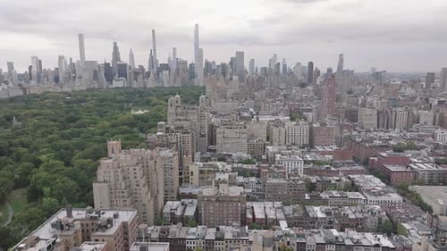 Establishing shot of New York City's Central Park
