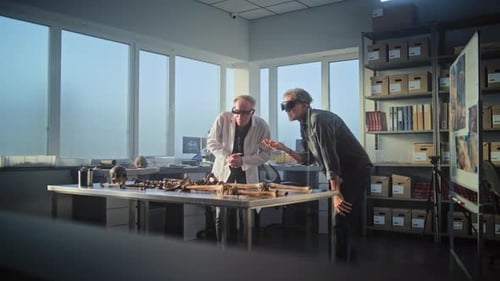 Scientists Examine Skeleton Using Augmented Reality Headsets
