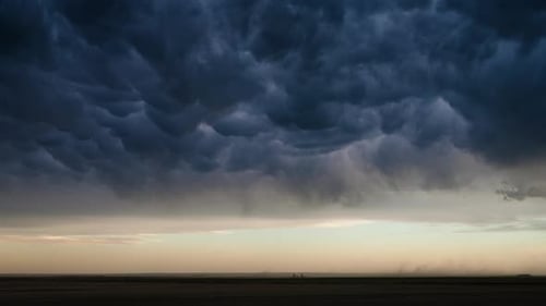 Time Lapse Of Overcast Buildup Leading To Thunderstorm Across Plains