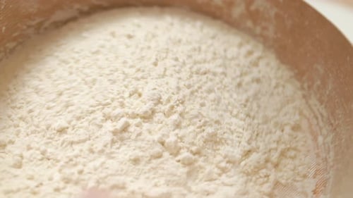 White Flour Sieve Slowly