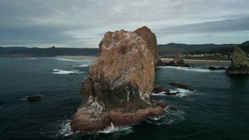 Haystack Rock Beach in Coastal Town Cannon Beach Oregon