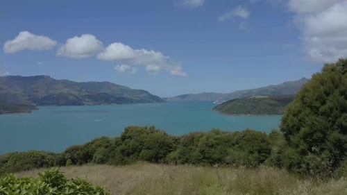 vista da trilha Onawe na Nova Zelândia, vista aérea sobre uma incrível baía oceânica em Takaroa, Nova Zelândia