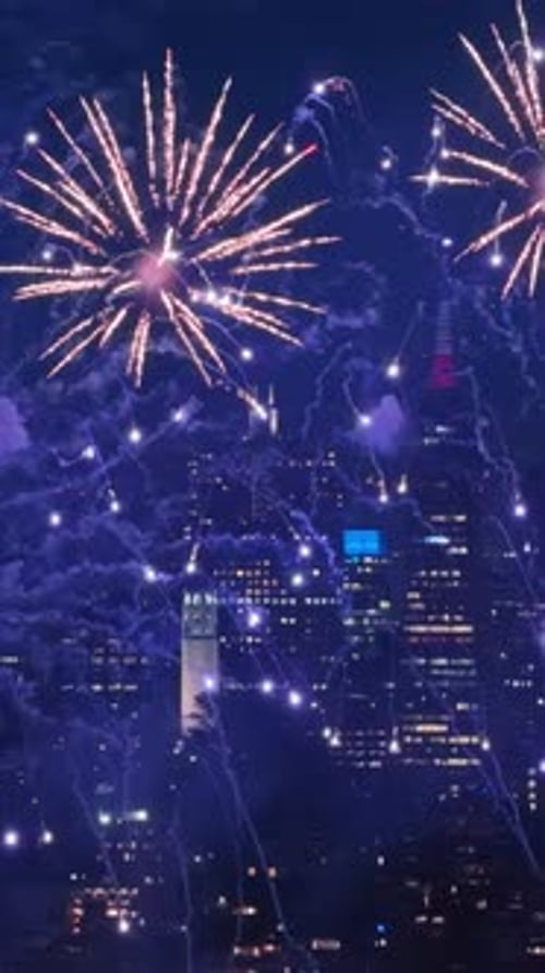 Enjoy the Captivating Fireworks Display Over San Francisco Bay on July 4Th