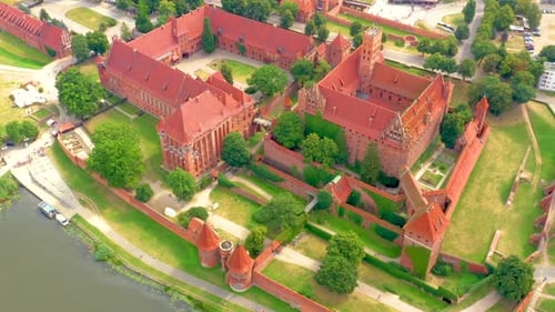Malbork,Poland.Aerial 4K video from drone to Medieval Malbork ( Zamek w Maborku, Ordensburg Marienbu
