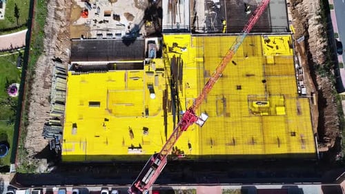 Fundación en el sitio de construcción